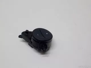 2048210451 Mercedes Benz Кнопка многофункциональная Mercedes C W204 Арт E51558150, вид 3