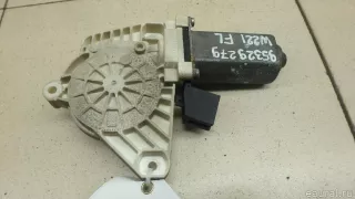 2218202742 Mercedes Benz Моторчик стеклоподъемника Mercedes S W221 Арт E95329279, вид 2
