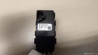 2048706558 Mercedes Benz Кнопка аварийной сигнализации Mercedes C W204 Арт E95632597, вид 2