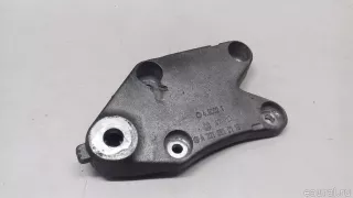 2213510118 Mercedes Benz Кронштейн редуктора Mercedes S W221 Арт E22859386, вид 4