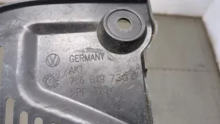7L6819730F Пластик моторного отсека Volkswagen Touareg 1 Арт 20283228, вид 3