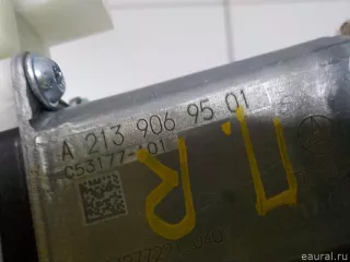 2139069501 Mercedes Benz Моторчик стеклоподъемника Mercedes GLC X253 Арт E50697311, вид 4