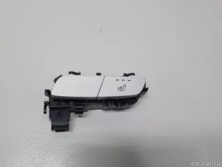 20590532187N49 Mercedes Benz Кнопка обогрева сидений Mercedes C W205 Арт E52205975, вид 2