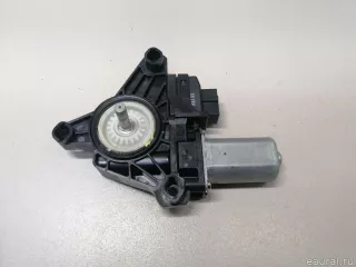 2469063100 Mercedes Benz Моторчик стеклоподъемника Mercedes A W176 Арт E22924264, вид 2