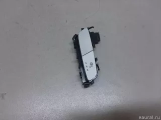 20590500047N49 Mercedes Benz Кнопка обогрева сидений Mercedes C W205 Арт E23281657, вид 2