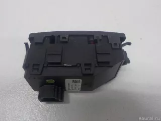 20487009587342 Mercedes Benz Кнопка аварийной сигнализации Mercedes C W204 Арт E40353840, вид 3