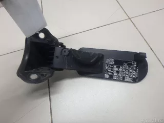 2196300082 Mercedes Benz Кронштейн крышки бензобака Mercedes CLS C219 Арт E70078665