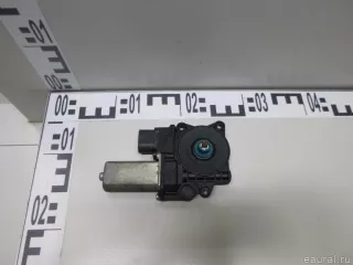 67626927025 BMW Моторчик стеклоподъемника BMW 3 E90/E91/E92/E93 Арт E51168965