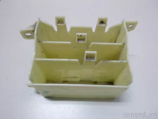61356922428 BMW Корпус блока предохранителей BMW 1 E81/E82/E87/E88 Арт E5918278, вид 3