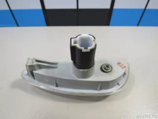 923021J000 Hyundai-Kia Повторитель на крыло правый Kia Venga Арт E80814785, вид 3