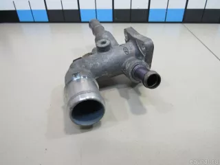 256002E100 Hyundai-Kia Фланец двигателя системы охлаждения Kia Carens 3 Арт E80917728, вид 2