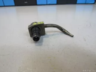 04E103157 VAG Масляная форсунка Audi A1 Арт E80952521, вид 2