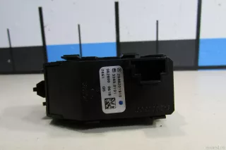 2048201910 Mercedes Benz Кнопка аварийной сигнализации Mercedes C W204 Арт E80993062, вид 3