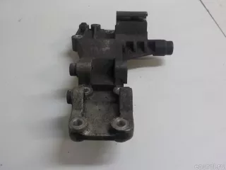 2528025001 Hyundai-Kia Кронштейн компрессора кондиционера Hyundai Grandeur HG restailing Арт E84120834, вид 2