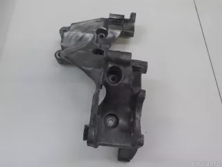 252852F000 Hyundai-Kia Кронштейн компрессора кондиционера Kia Sportage 3 Арт E84375405, вид 1