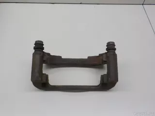2044210794 Mercedes Benz Скоба суппорта переднего Mercedes C W204 Арт E84776428, вид 1