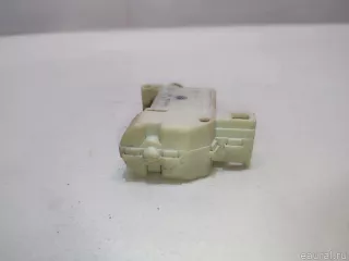 3C0810773 VAG Активатор замка крышки бензобака Volkswagen Passat B6 Арт E23721739, вид 3