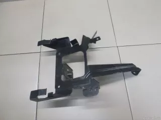 1645451840 Mercedes Benz Кронштейн блока управления двигателем Mercedes ML W164 Арт E100278369, вид 1