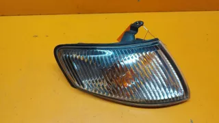   Поворотник правый Mazda 626 GF Арт 01015479, вид 1