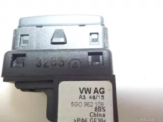 Кнопки (прочее) Skoda Superb 3 2014г. 5G096210920H VAG - Фото 6