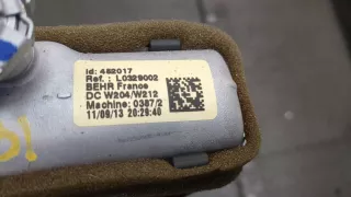 A2048300061 Радиатор отопителя (печки) Mercedes E C207 Арт 20295825, вид 3