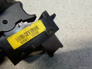 935811G001 Hyundai-Kia Кнопка стеклоподъемника Kia Rio 2 Арт E100489175, вид 2