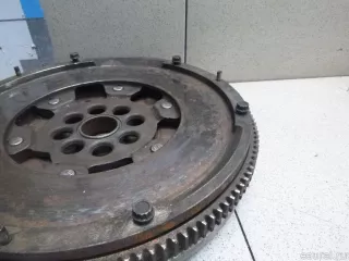 070105266Q VAG Маховик Volkswagen Transporter T5 restailing Арт E100557100, вид 2
