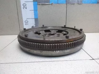 070105266Q VAG Маховик Volkswagen Transporter T5 restailing Арт E100557100, вид 3