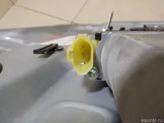 824021D010 Hyundai-Kia Стеклоподъемник электр. передний правый Kia Carens 3 Арт E14061475, вид 4