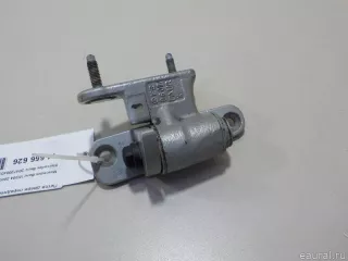 2047200437 Mercedes Benz Петля двери передней правой нижняя Mercedes C W204 Арт E14656626, вид 3