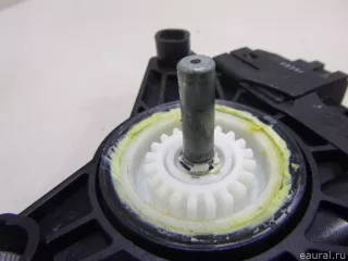 2139060602 Mercedes Benz Моторчик стеклоподъемника Mercedes GLC X253 Арт E14936444, вид 3