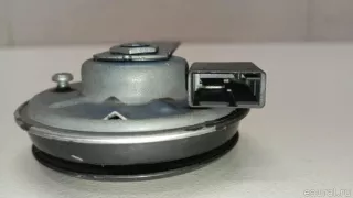 8651028130 Toyota Сигнал (клаксон) Toyota Corolla E120 Арт E23728882, вид 4