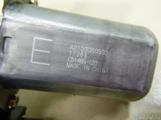 2139060502 Mercedes Benz Моторчик стеклоподъемника Mercedes C W205 Арт E14982149, вид 5