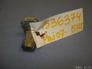  Вставка замка багажника Mitsubishi Monter 4 Арт E1536374, вид 1