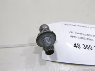 1J6827439A VAG Клипсы, заклёпки, пистоны Seat Cordoba 1 Арт E48360373, вид 3