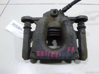 34116774682 BMW Суппорт тормозной передний правый BMW 1 E81/E82/E87/E88 Арт E48379572, вид 1