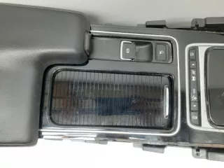 T4A3746 Консоль центральная Jaguar F-Pace Арт lz236605, вид 3