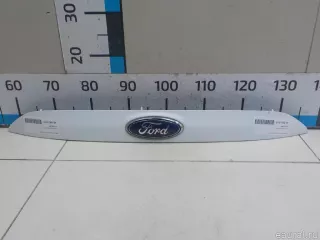 5261906 Ford Накладка (молдинг) крышки багажника Ford Kuga 2 Арт E48582818