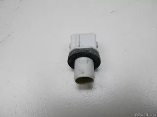 8113852570 Toyota Патрон лампы фонаря Scion xA Арт E48532220