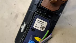 98173601ZD Кнопка антипробуксовочной системы Citroen C3 Aircross  Арт 20322996, вид 3