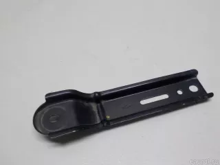 531150K090 Toyota Кронштейн решетки радиатора Toyota Hilux 8 Арт E51672526