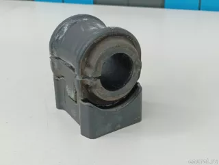 4881533160 Toyota Втулка (сайлентблок) переднего стабилизатора Toyota Camry XV70 Арт E103019534, вид 3