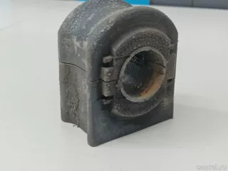 4881833130 Toyota Втулка (сайлентблок) заднего стабилизатора Toyota Camry XV70 Арт E103019542, вид 3