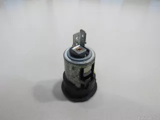 2533690J01 Nissan Гнездо прикуривателя Nissan Primera 11 Арт E80848941, вид 2