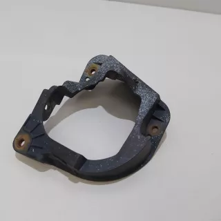 D65151694A Mazda Кронштейн фары противотуманной правой Mazda 2 DE Арт E23058472, вид 3