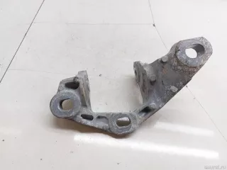 B71539081 Mazda Кронштейн КПП левый Mazda 3 BP Арт E90389418, вид 2