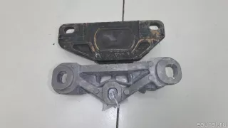 BDGH39070 Mazda Опора КПП правая Mazda 3 BP Арт E70798725, вид 6