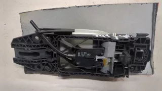 8V0839885,5G0837205N Ручка наружная передняя правая белая Audi Q3 2 Арт 9158621, вид 3