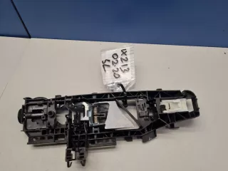 A0997602100 Кронштейн ручки двери левый Mercedes E W213 Арт Z351038, вид 1
