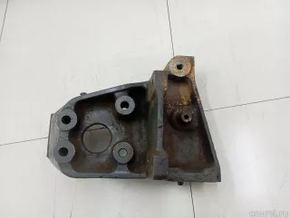 5600201639 Renault Кронштейн крепления торсиона Renault Premium Арт E4274326, вид 5